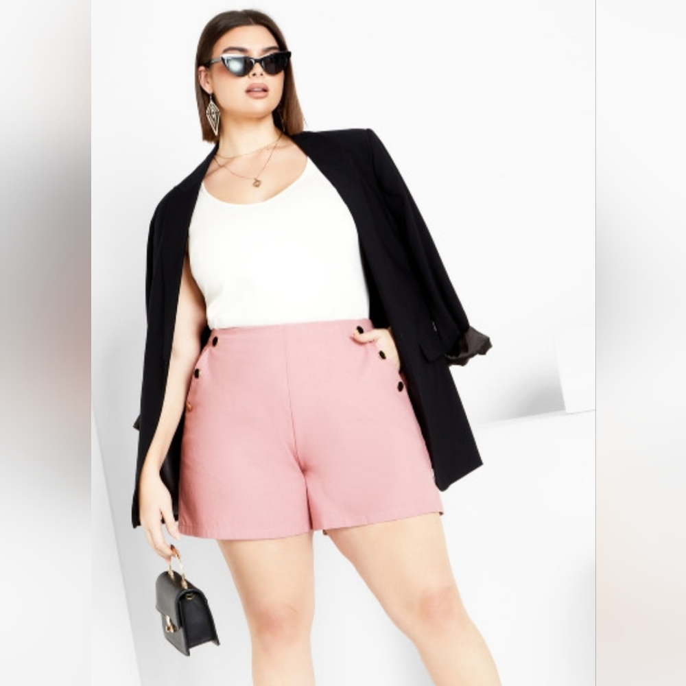 City chic pink shorts - Picture 8 of 10
